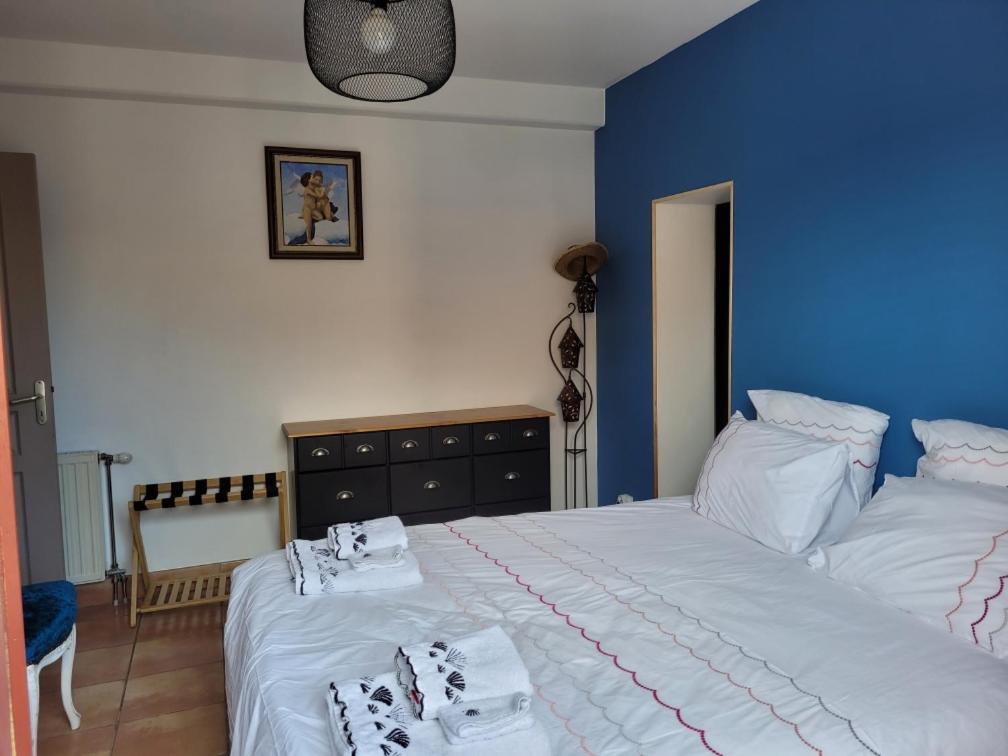 La Halte Des Cedres Apartment Saint-Sulpice  Exterior photo